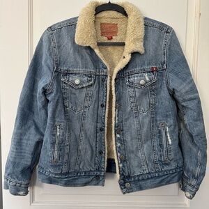 M - Lucky Brand distressed Sherpa lined vintage style Jean jacket